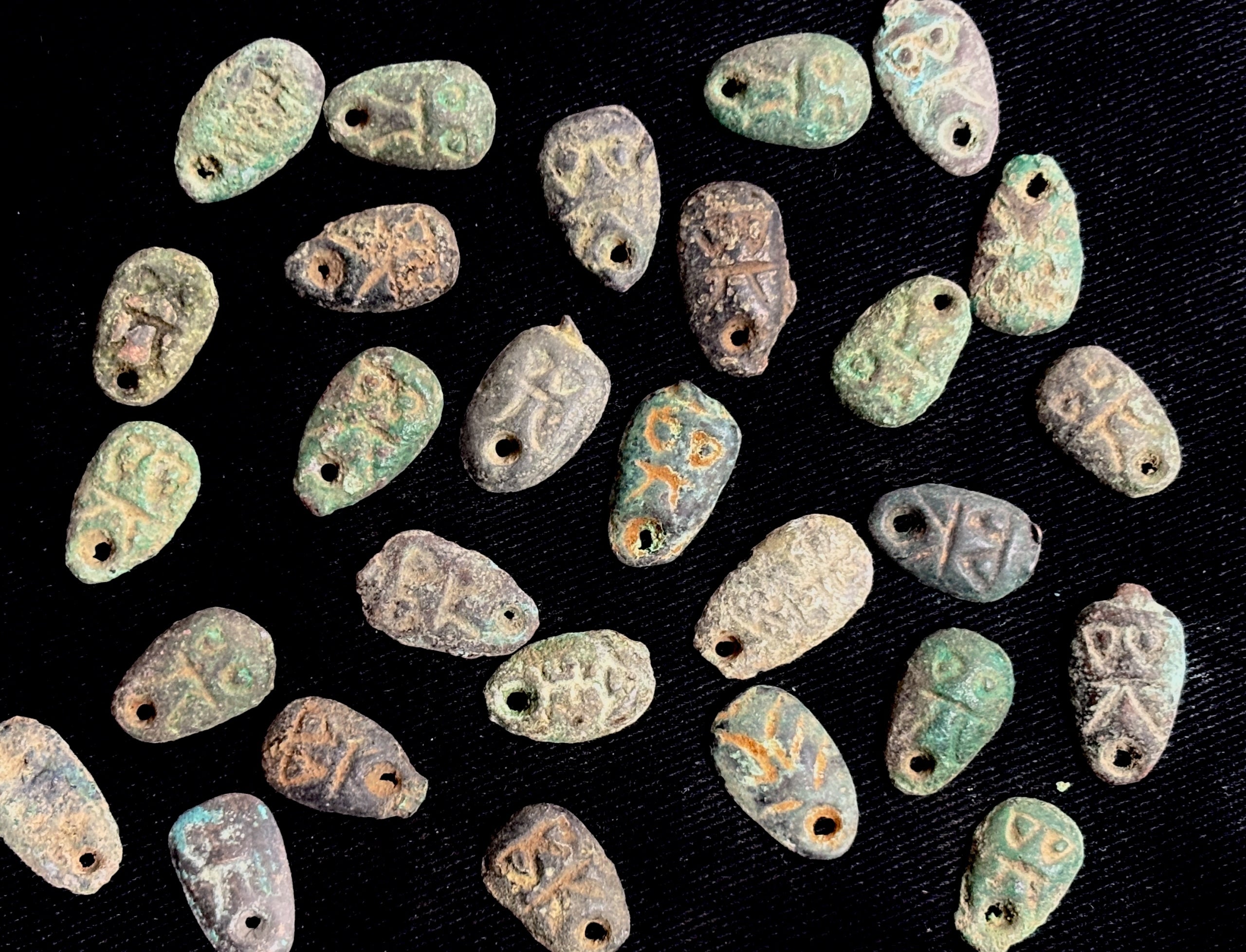 China Ant Nose -Zhou Dynasty 1125 to 255 BC