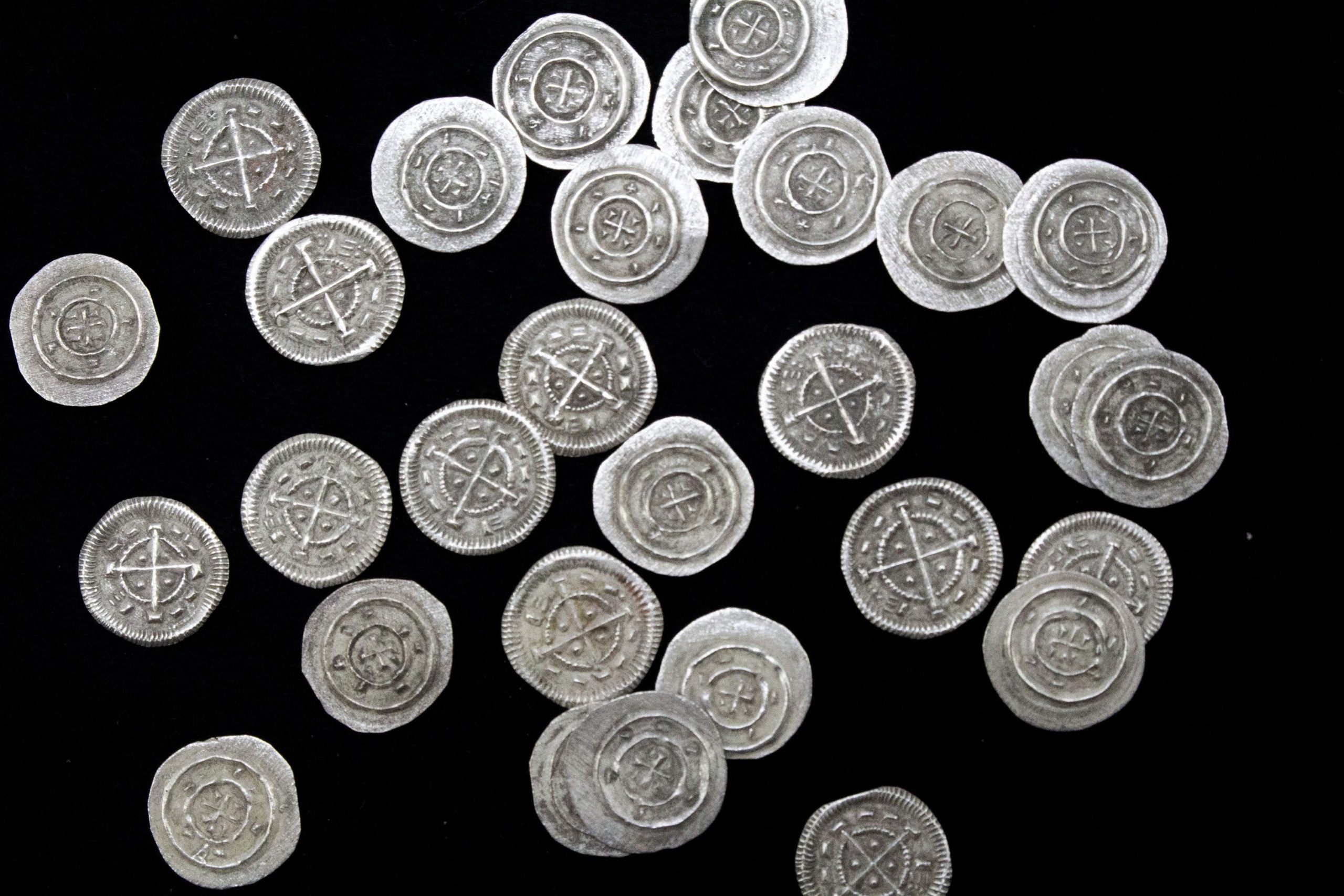 Medieval Hungary, Bela II  (1131 to 1141 CE), Denar(C)