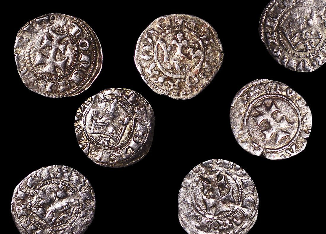 Medieval Hungary, Mary  (1382 to 1385 / 1386 to 1395 CE), Denar(C)